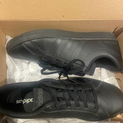 Adidas : Black Skateboard
