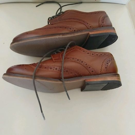 Boys shoes