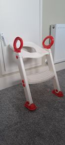 Foldable toilet training seat / steps