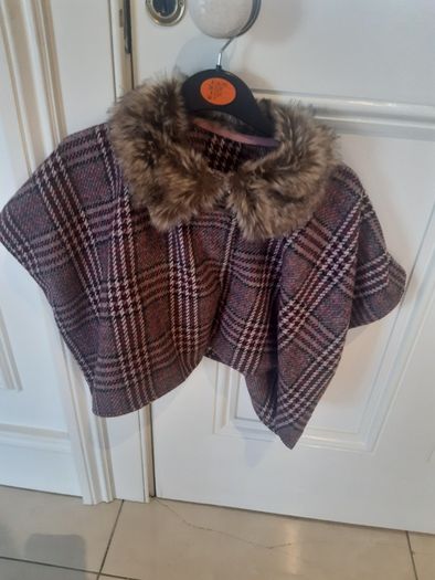 Girls Cape jacket