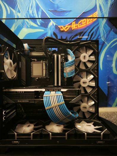 Rx9070xt/ryzen 7800x3d/32gb Ddr5/1tb