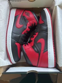 Air Jordan 1 Bred  mid