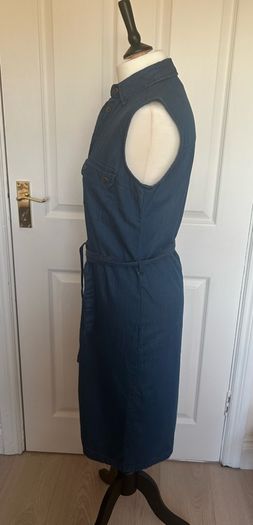 Knee-length blue denim dress