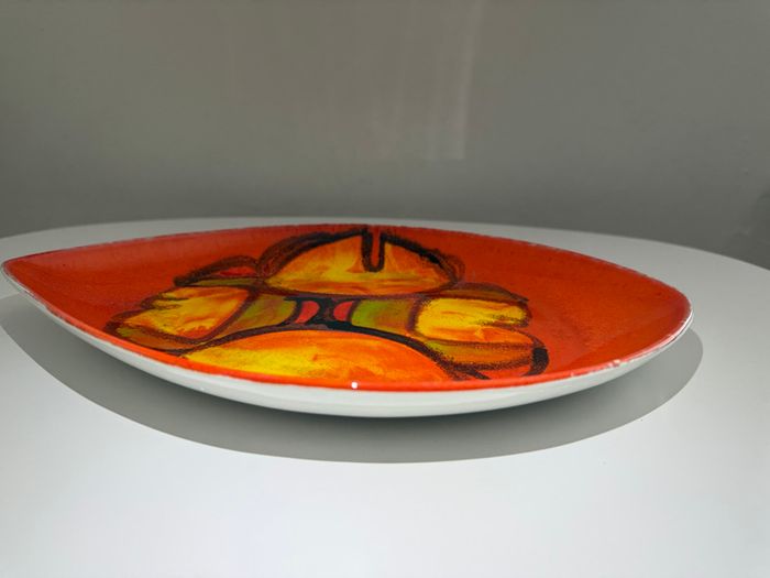 Poole Pottery Delphis Plate (Shape 91)