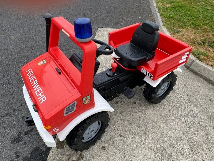Rolly unimog toy fire engine