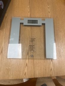 Weight Watchers WW Ultra Slim Glass Electronic Weighing Scales