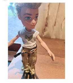 bratz boyz doll Eitian and Cameron - 2003 doll