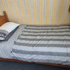 Solid Oak Bed
