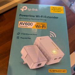 TP Link AV600 Powerline WiFi Extender