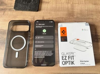 Pixel 10 Pro XL - Mint Condition - EU Warranty until Nov 2028 + Accessories
