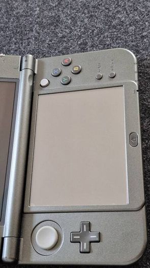 New Nintendo 3DS XL Metallic Grey 16GB Excellent Screens