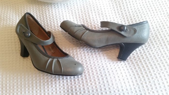 Grey Heels - Size 4