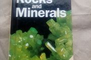 Hardback pocket guide Rocks &amp; Minerals