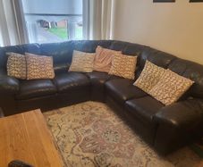 Right hand facing corner sofa