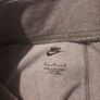 Grey Nike leggings Image 4
