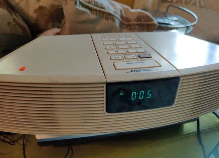 Bose Wave Radio for repair or parts.