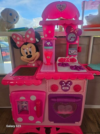 minnie mouse kitchen