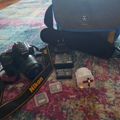 Nikon D3500 plus accessories