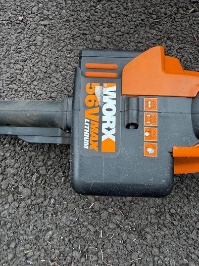 Worx 56V Max Lithium cordless hedge trimmer/cutter