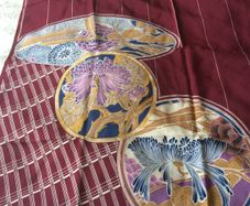 Davinci wine coloured vintage scarf