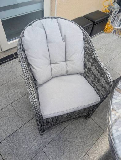 Florida outdoor dining set