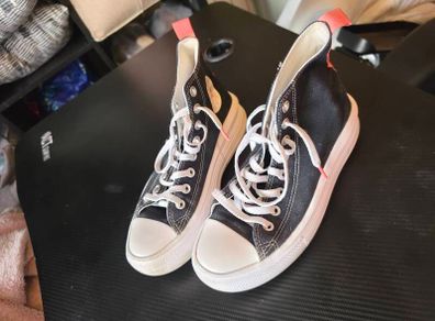 converse trainers