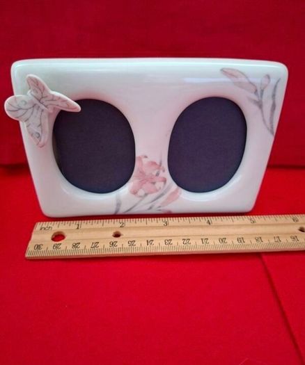 Vintage Porcelain Double Oval Frame