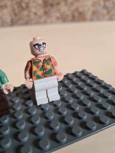 LEGO JURASSIC WORLD minifigures Claire Dearing Danny Nedermeyer  from set 75938