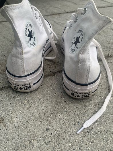 converse white shoes