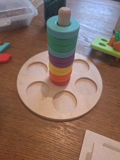 Lovevery The Babbler play kit