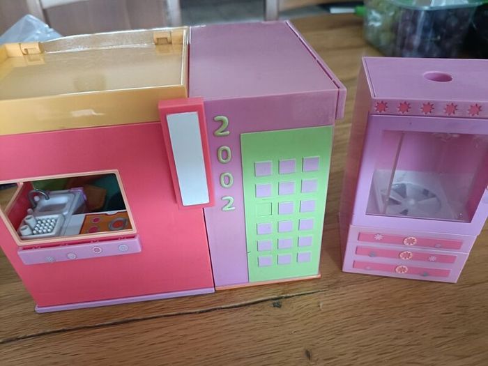 Polly pockets bundle