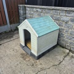 dog kennel