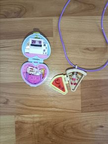 Polly Pockets