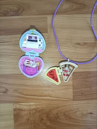 Polly Pockets