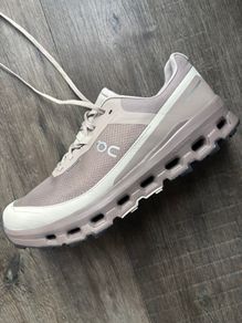 On Cloudvista 2 Waterproof Runners - Size EU 40.5