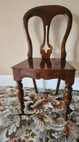 Mahogany hall chair