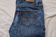 Vintage levis 518 skinny Size 28/31 zip fly in excellent condition