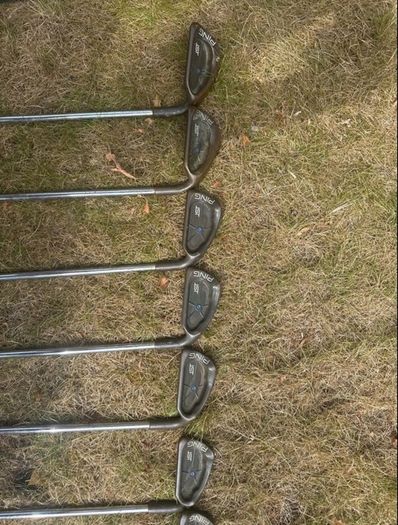 30 variety mix of rare clubs including iron sets, woods, chippers and putters