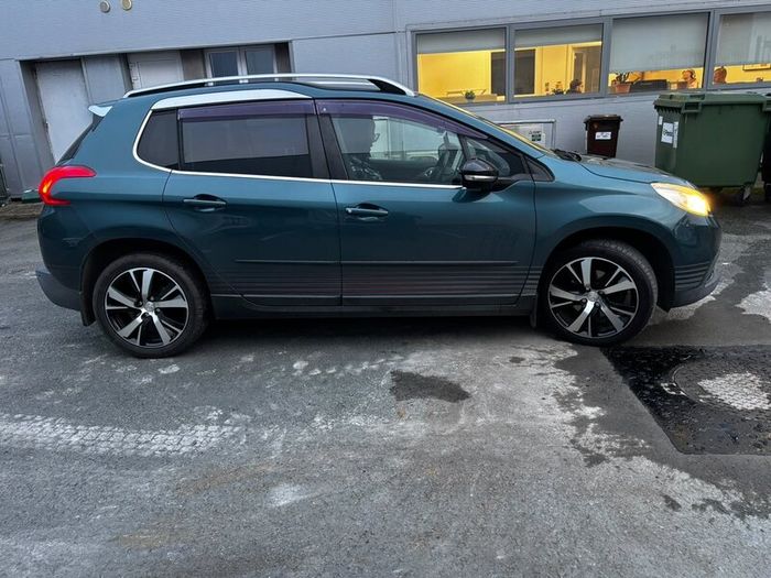 Peugot 1.2 petrol Automatic
