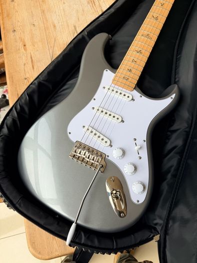 PRS (USA) Silver Sky Strat