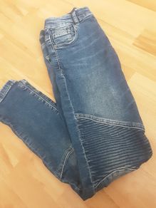 Boys Skinny Jeans - Age 11-12yrs .. 152cm