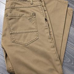 Diesel Chino's