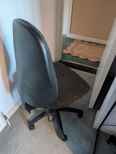 Grey fabric office chair - adjustable