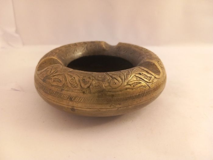 Vintage Brass Ashtray mini ashtray great gift present beautiful decorative piece