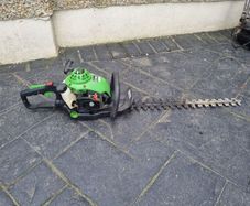head strimmers needs petrol great condition