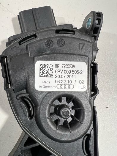 8K1723523A Audi A4 A5 A6 A7 A8 Q5 accelerator pedal electronics module A3l2b210g