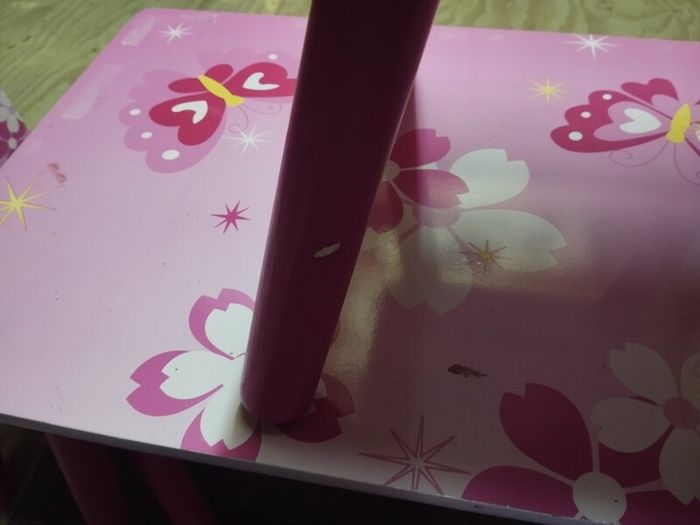Girls table and chairs