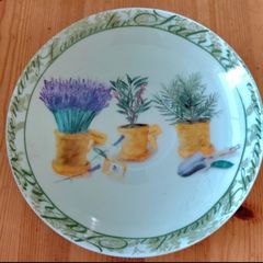 Vintage botanical porcelain plate from The Leonardo Collection