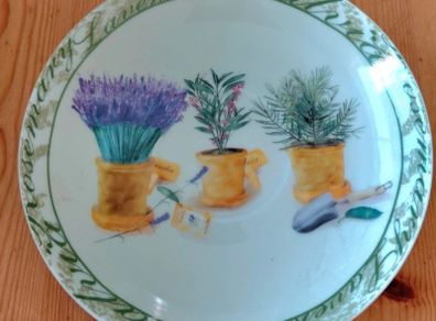 Vintage botanical porcelain plate from The Leonardo Collection