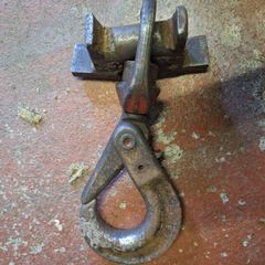 Heavy duty crane hook